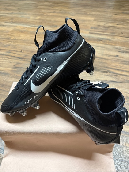 Nike Vapor Edge Pro 360 2 Detachable Football Cleats. WIDE FIT!!